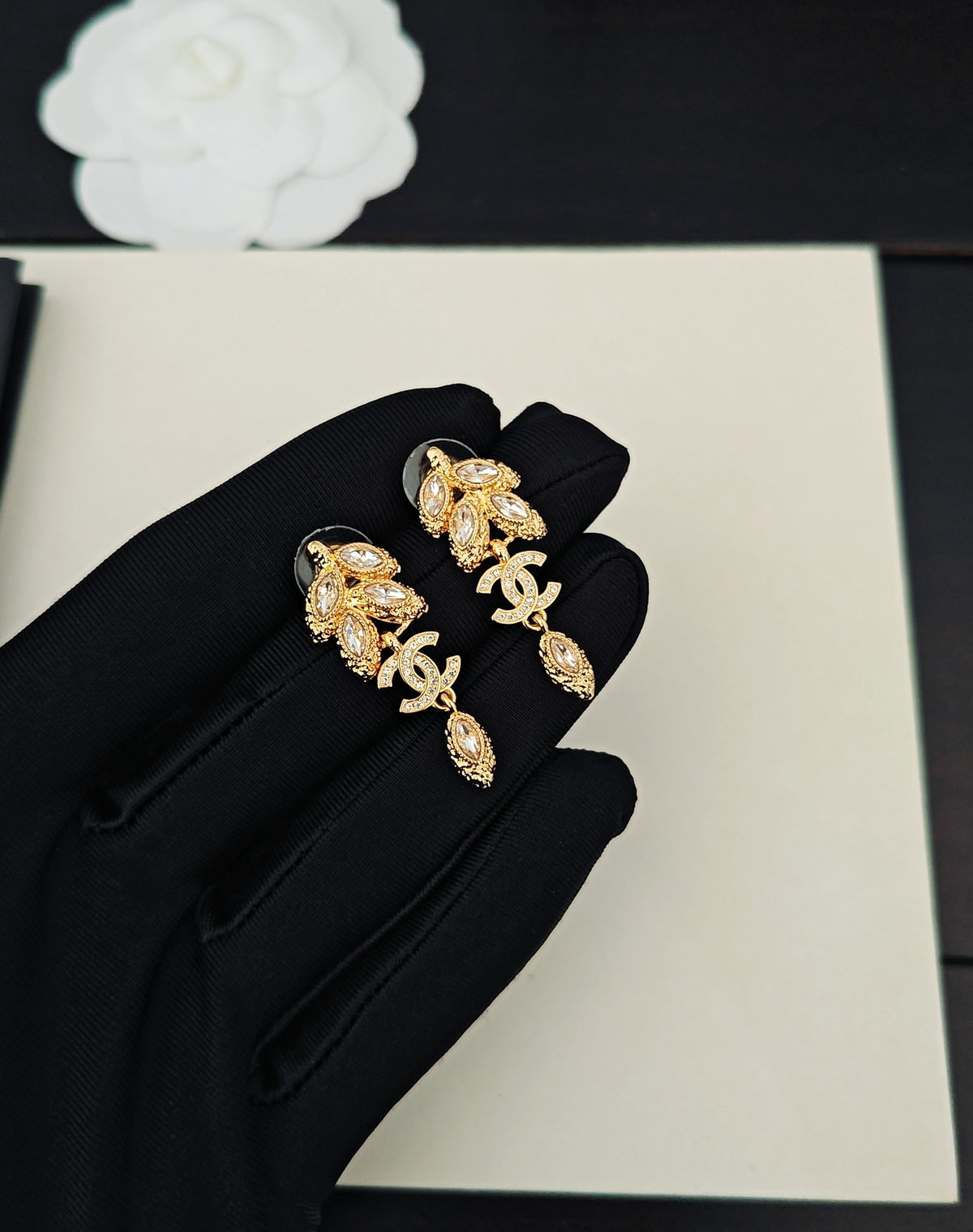 Golden Horse Eye Crystal Diamond Earrings