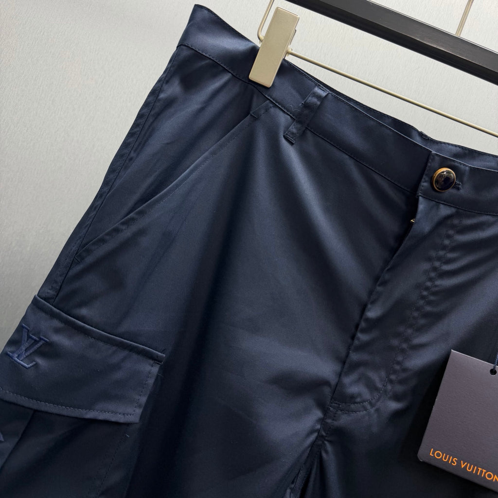 Old flower three-dimensional pocket workwear shorts