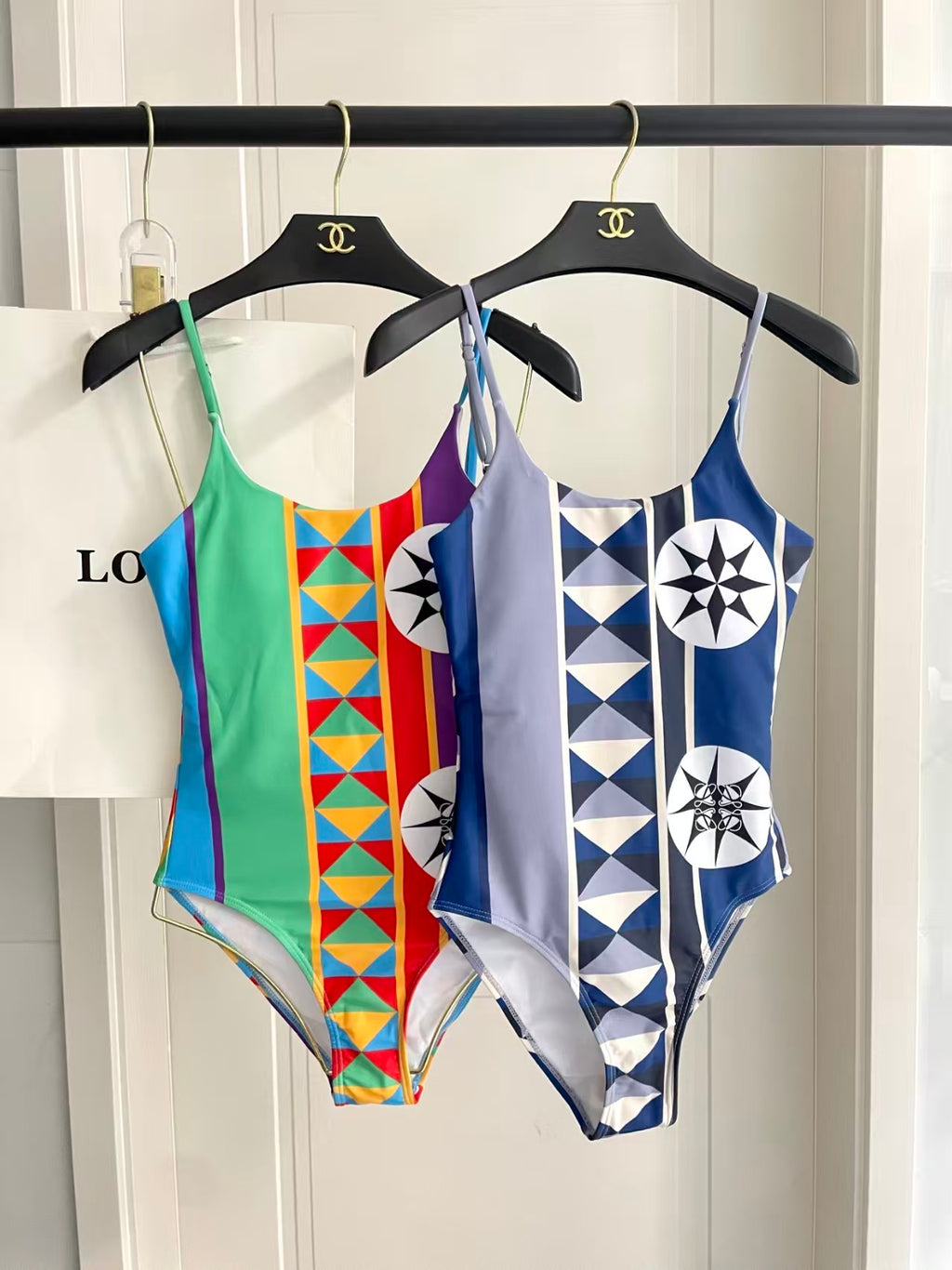 New one-piece printed swimsuit