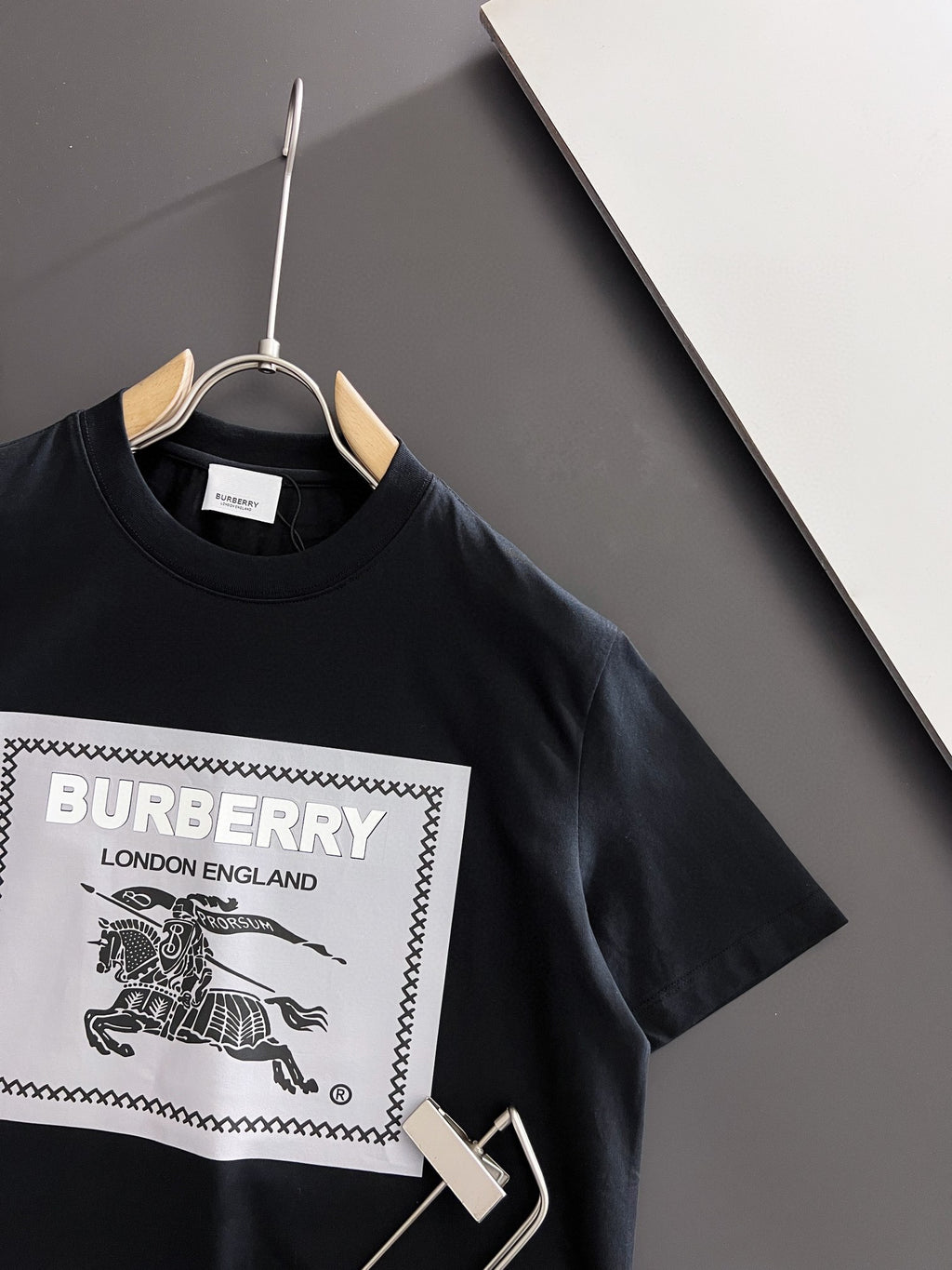 Summer new round neck fashionable short sleeved T-shirt