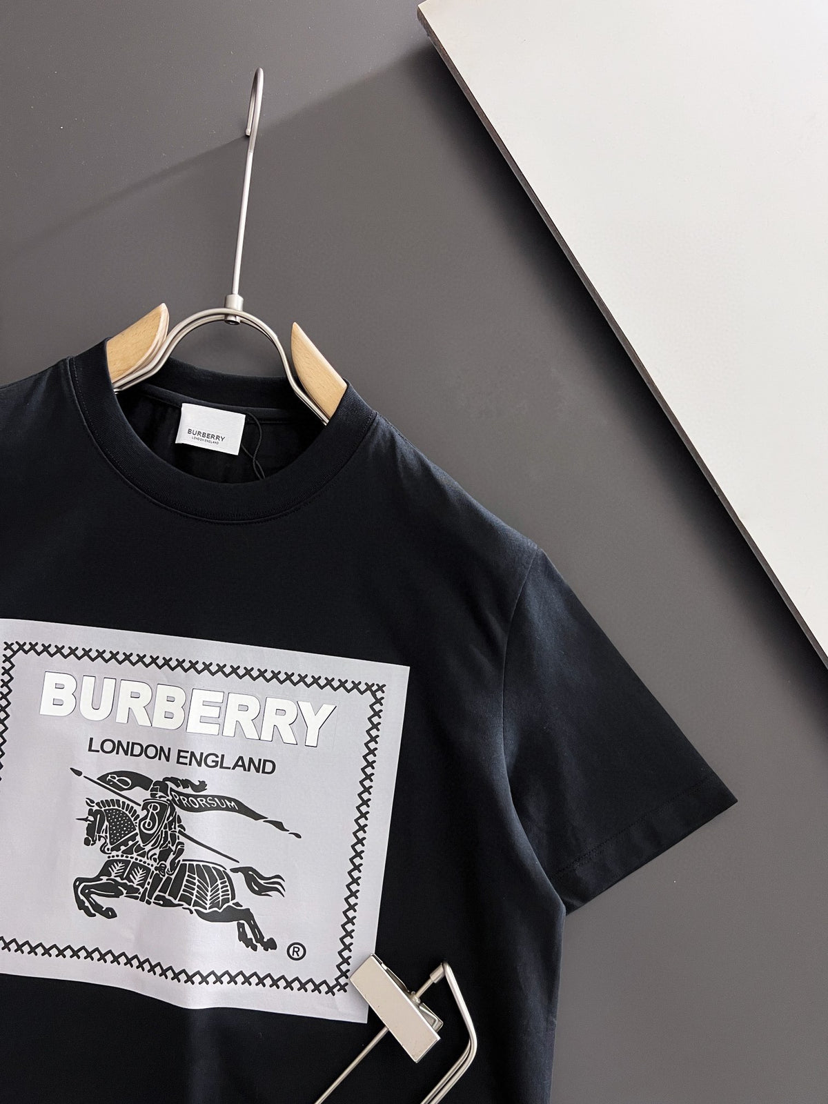 Summer new round neck fashionable short sleeved T-shirt
