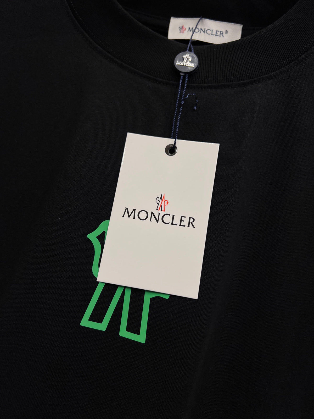 3D foam technology short sleeved T-shirt