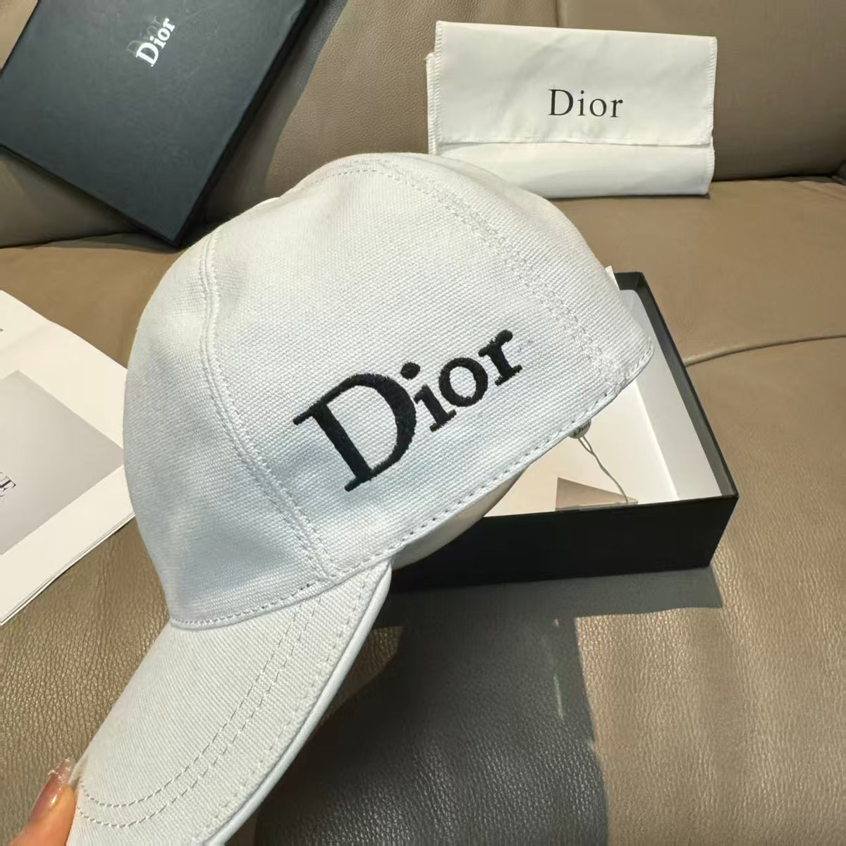 New letter embroidered baseball cap