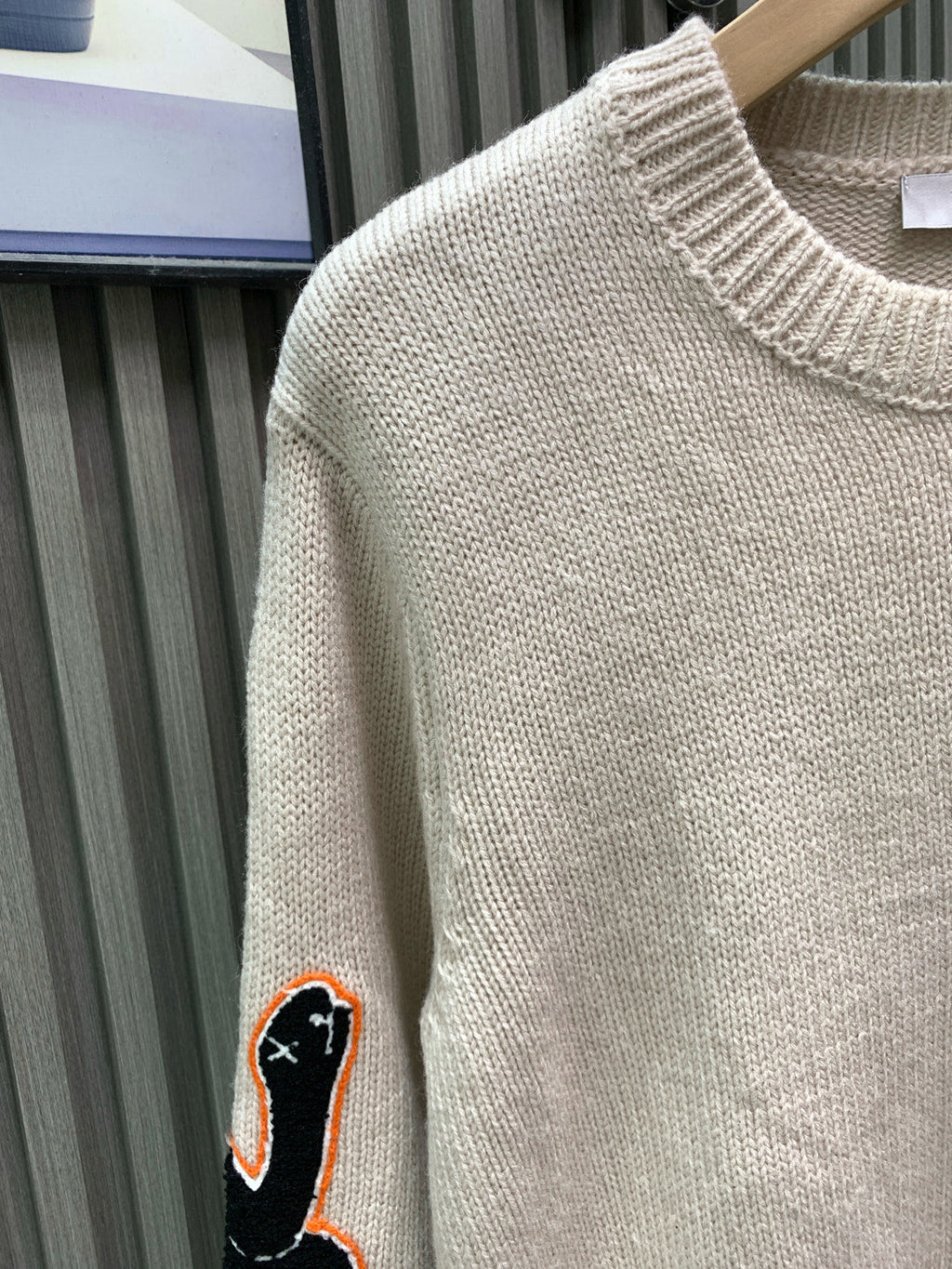 Sheep wool blended plain knitted sweater