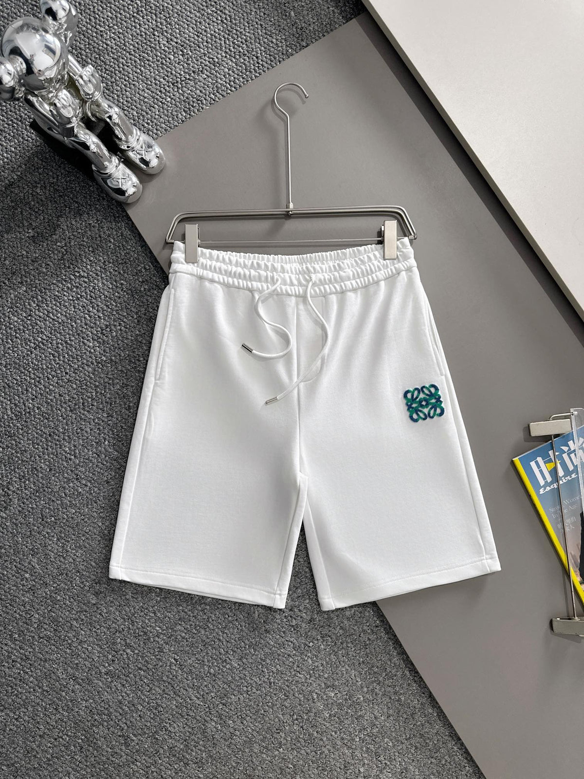 Toothbrush embroidered logo casual shorts
