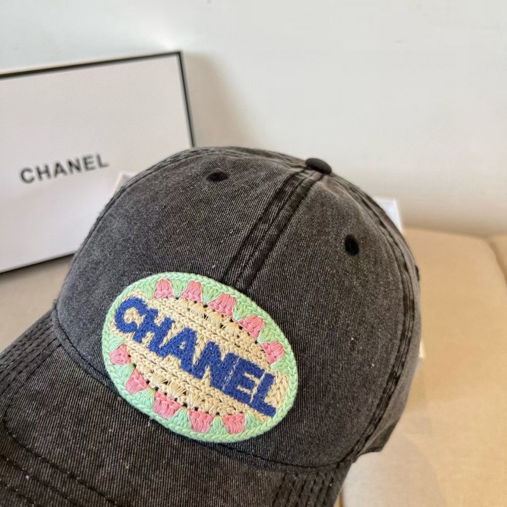 Explosive letter embroidered baseball cap