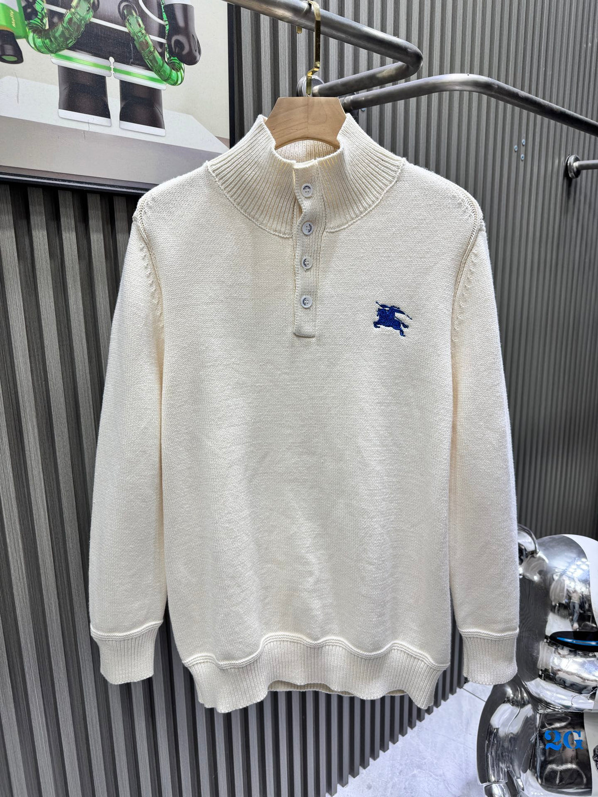 Small embroidery high neck pullover with half collar buckle knitted sweater