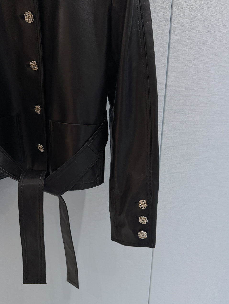 Stylish Black Long-Sleeve Cropped Jacket | Decorative Button Detail on Cuffs