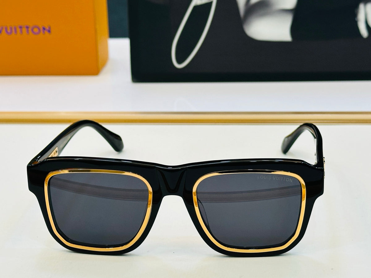 Retro square sunglasses