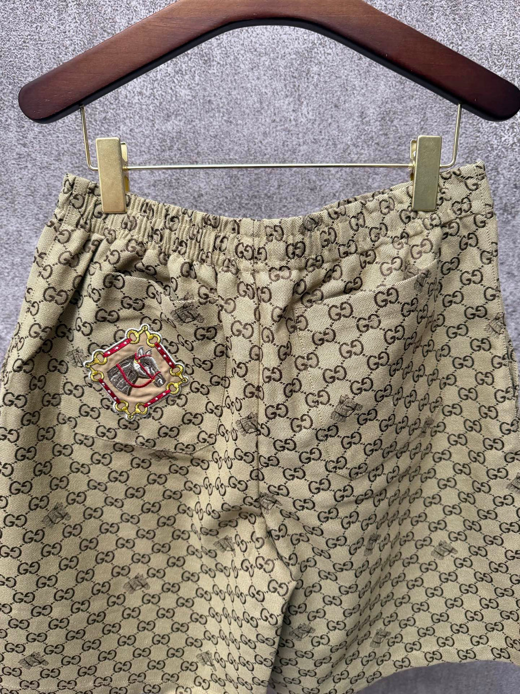Spring and summer new equestrian embroidery square collar single breasted full printed LOGO short sleeved shirt