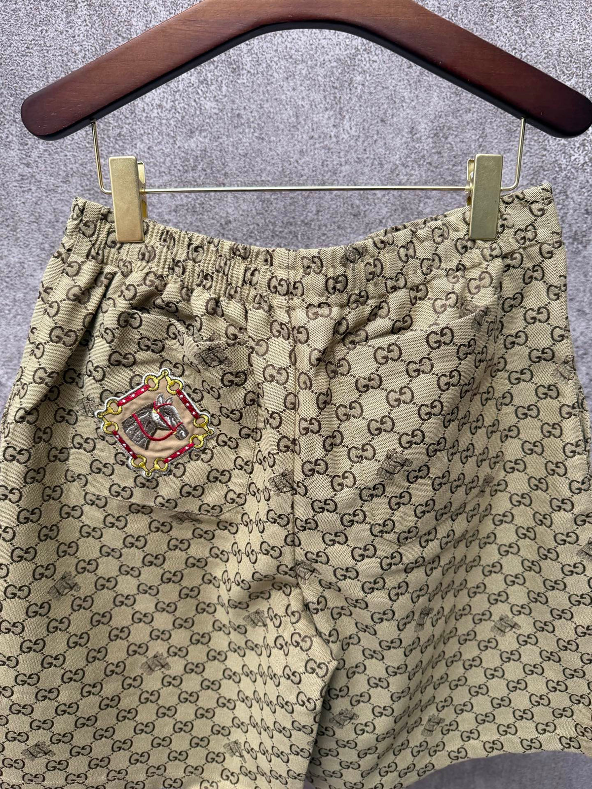 Spring and summer new equestrian embroidery square collar single breasted full printed LOGO short sleeved shirt