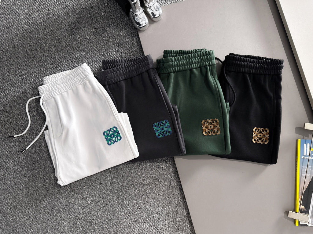 Toothbrush embroidered logo casual shorts