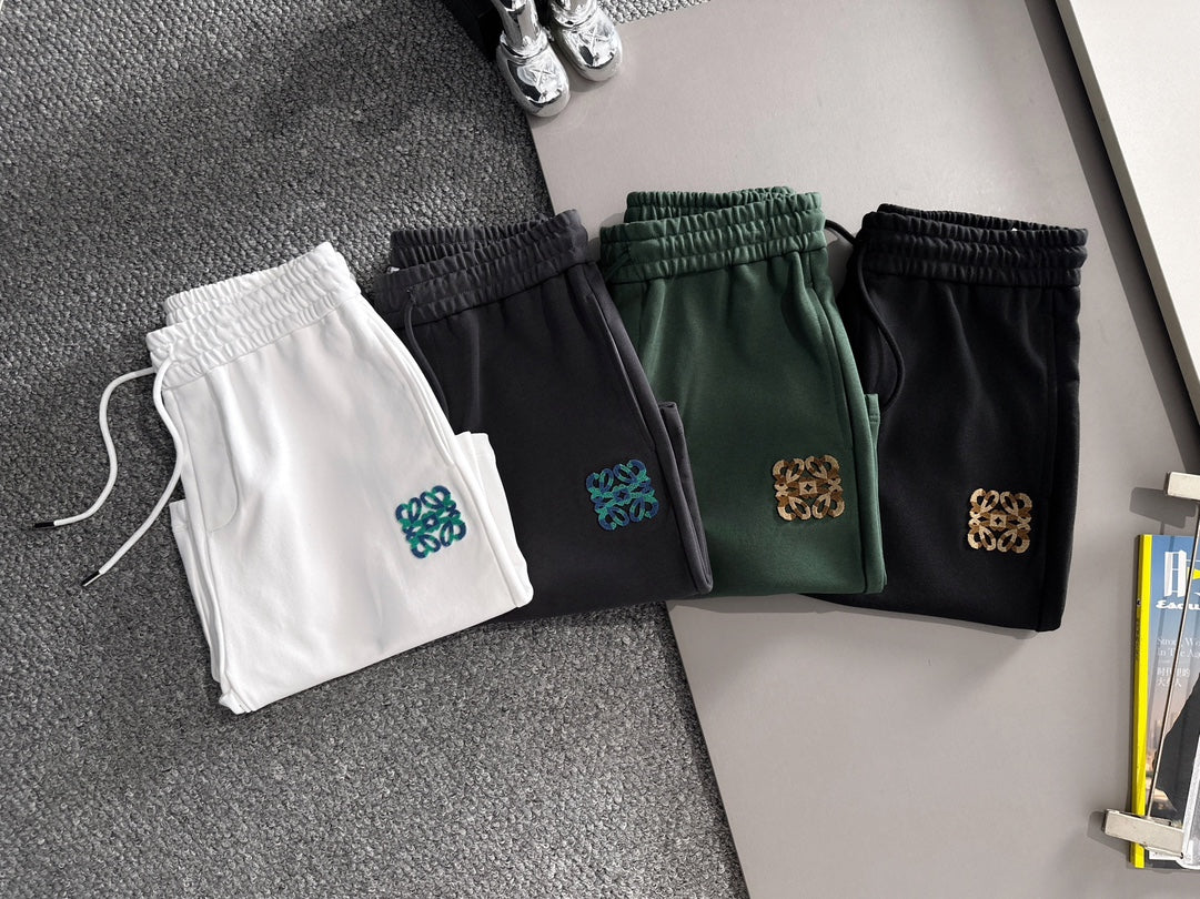 Toothbrush embroidered logo casual shorts