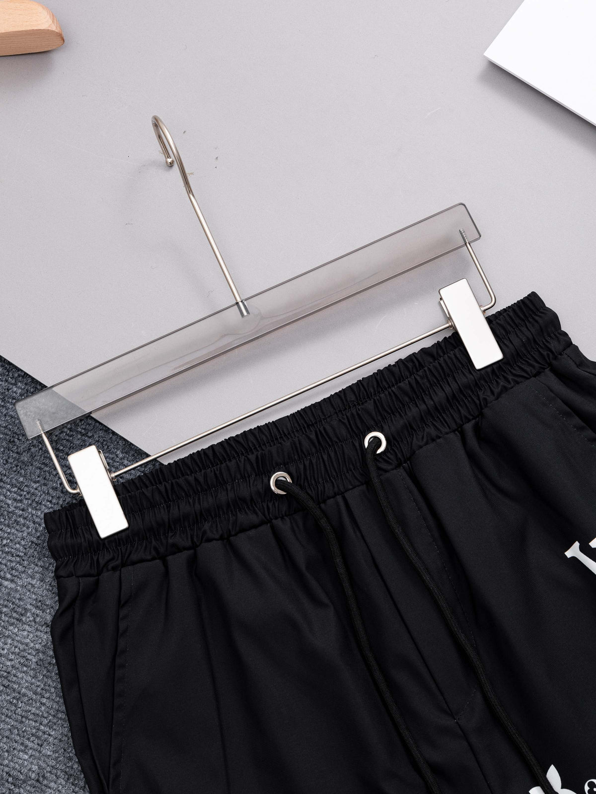 Straight striped spliced quick drying beach shorts