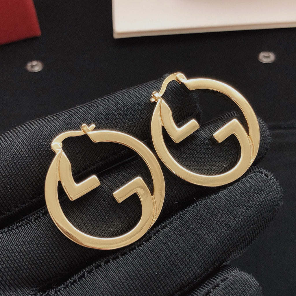 Round smooth earrings