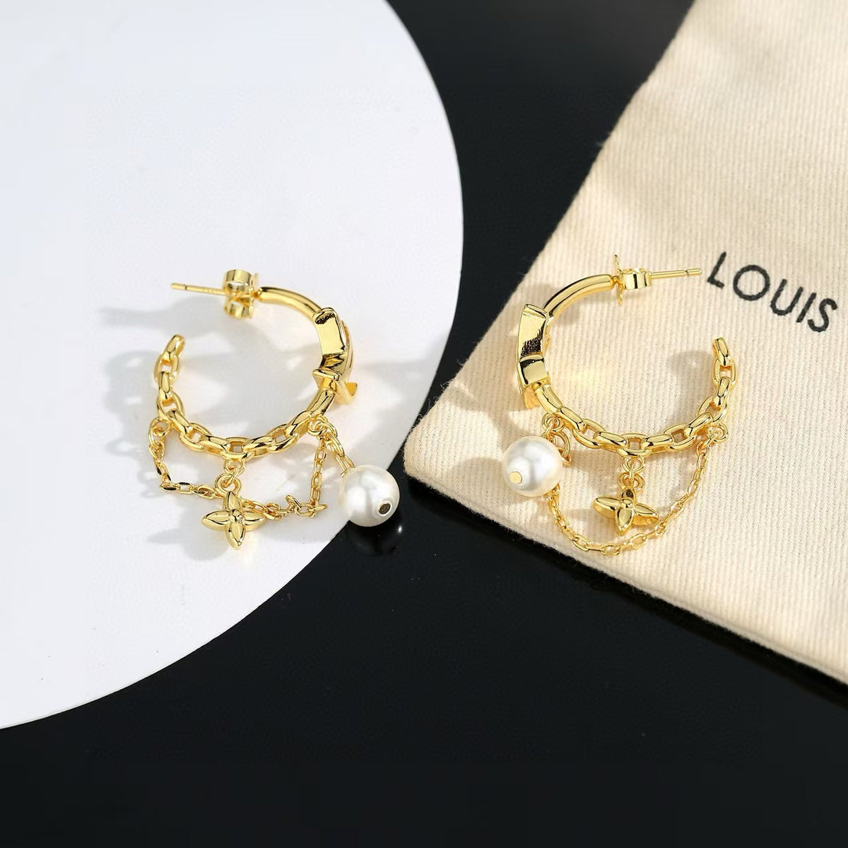 New letter pearl earrings