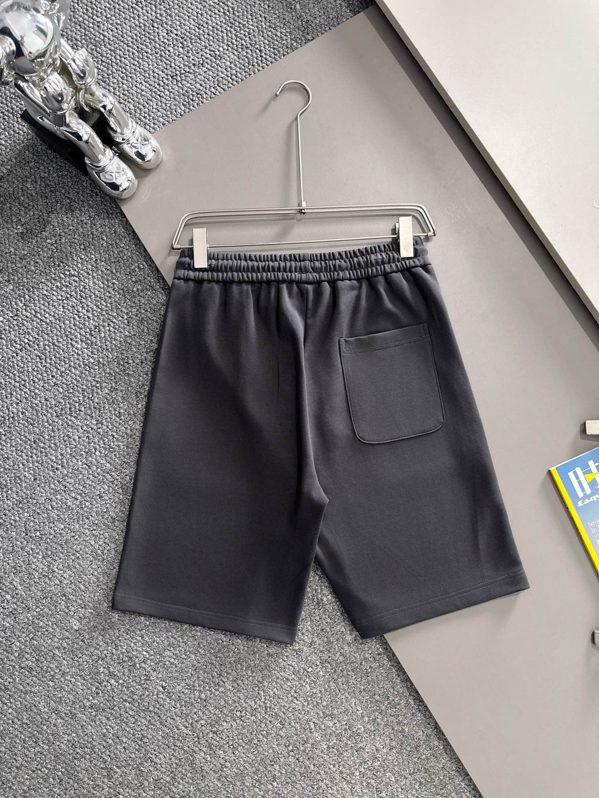 Toothbrush embroidered logo casual shorts