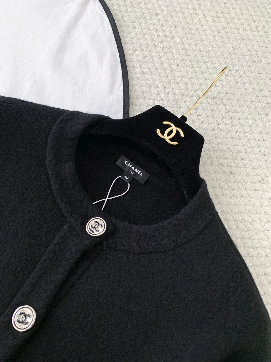 Women’s Luxury Relaxed Fit Black Knit Jacket with Diamond Stitch Pockets