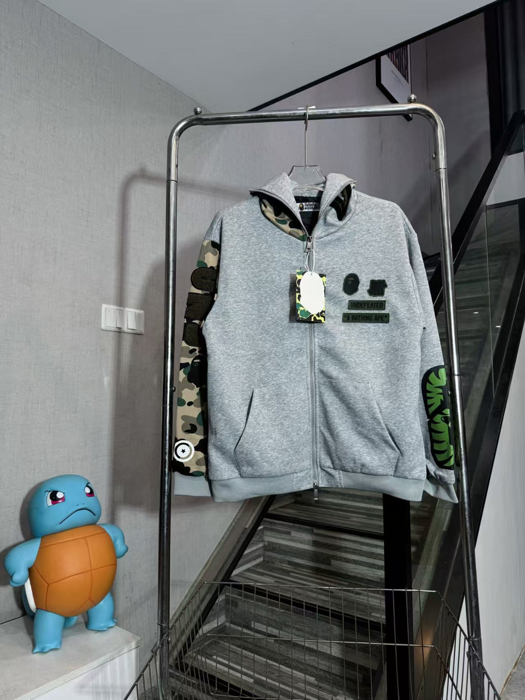 Smiling hooded zipper jacket