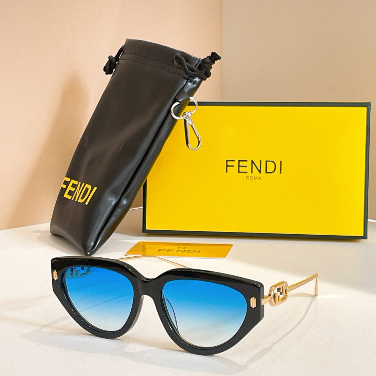 ✨ Fashion Sunglasses 2