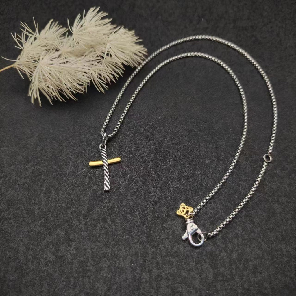 Colorful cross necklace with horizontal edges