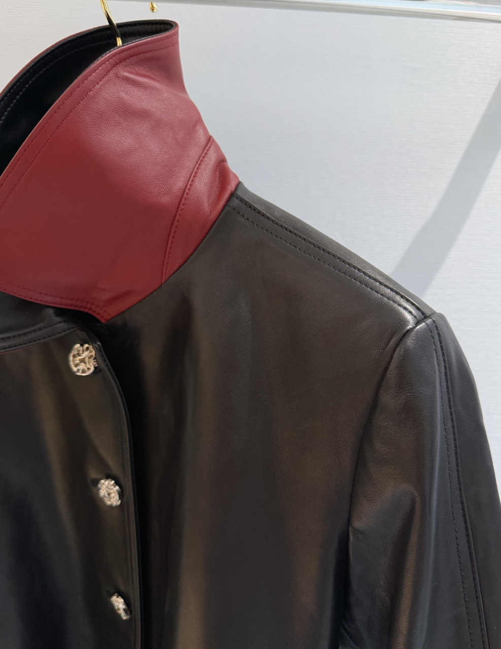 Stylish Black Long-Sleeve Cropped Jacket | Decorative Button Detail on Cuffs