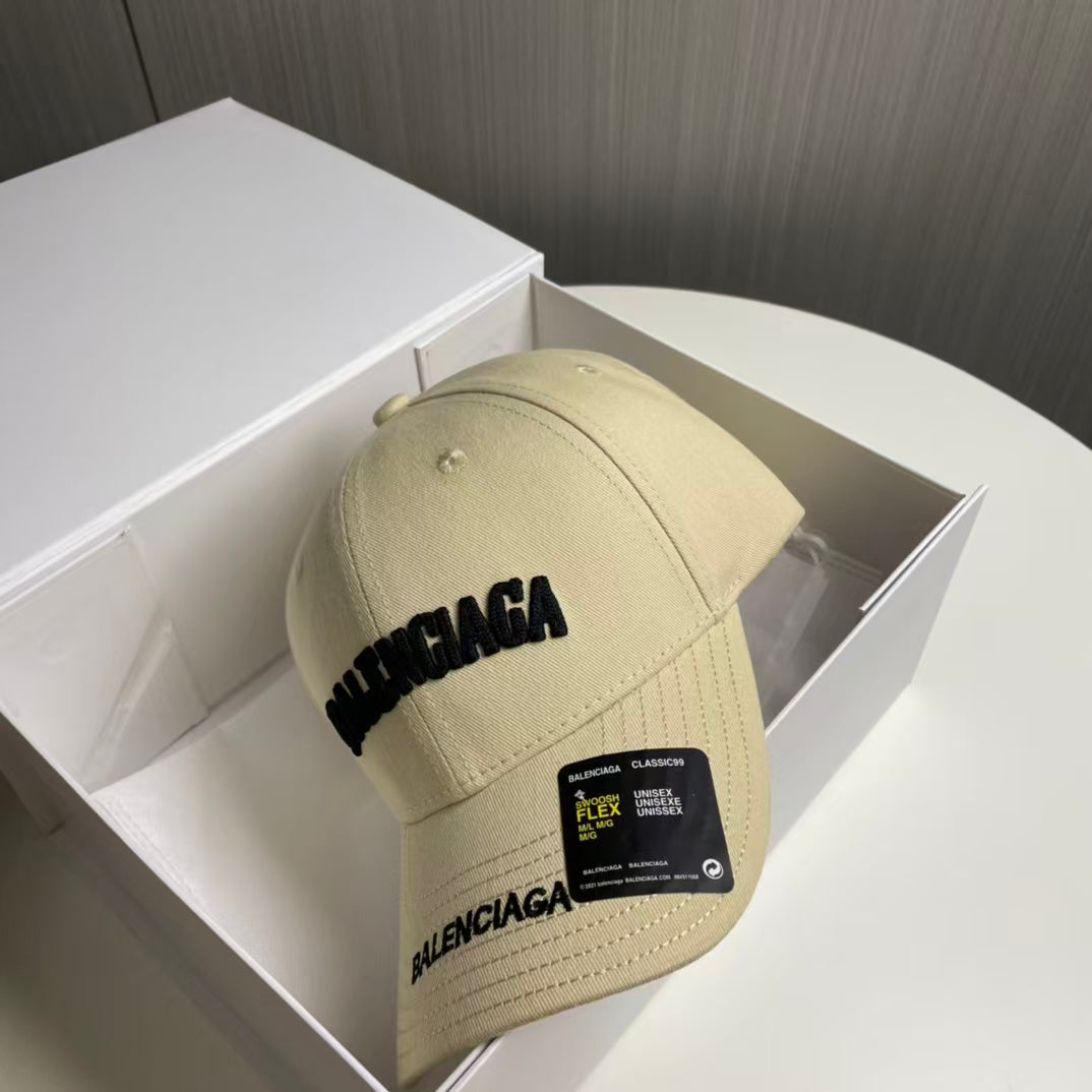 Embroidered letter new baseball cap