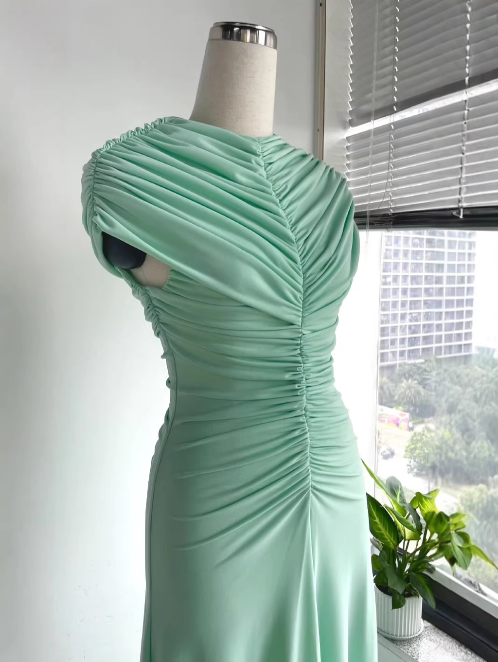 Wrinkle temperament long dress