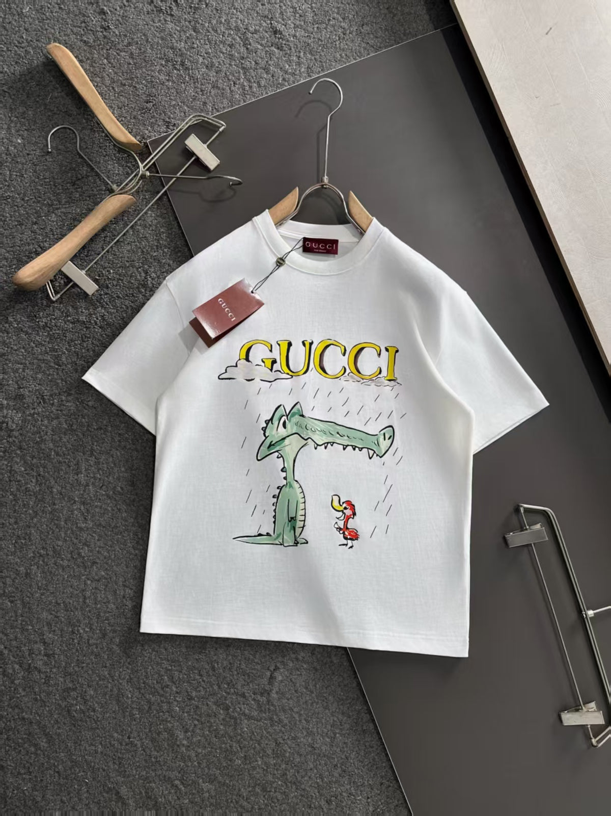 New printed T-shirt