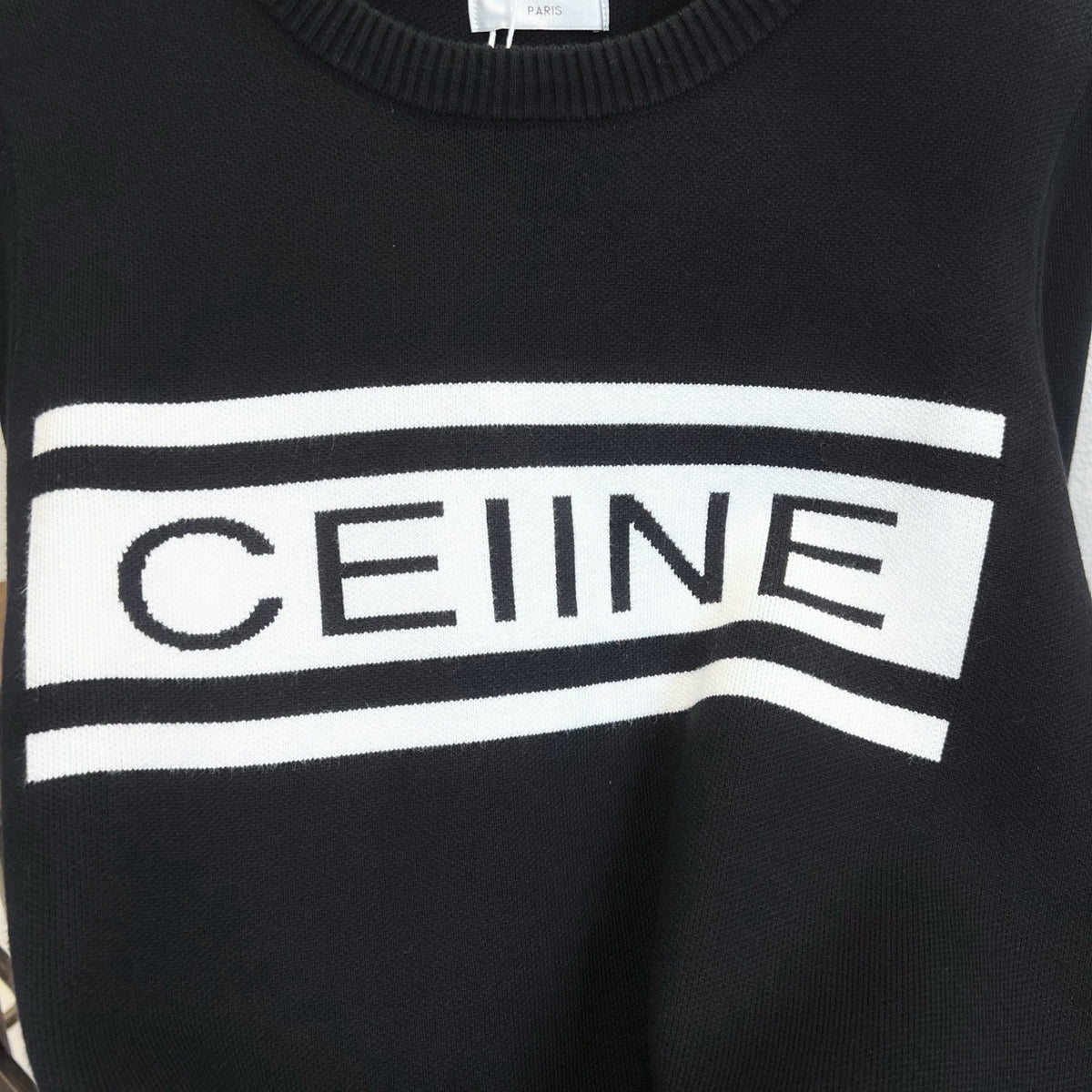 Classic letter logo round neck knitted sweater