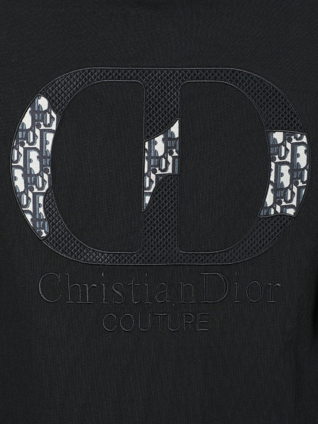 Chest letters 🪡 Embroidery+Simplified Letter Large Logo T-shirt at the Back