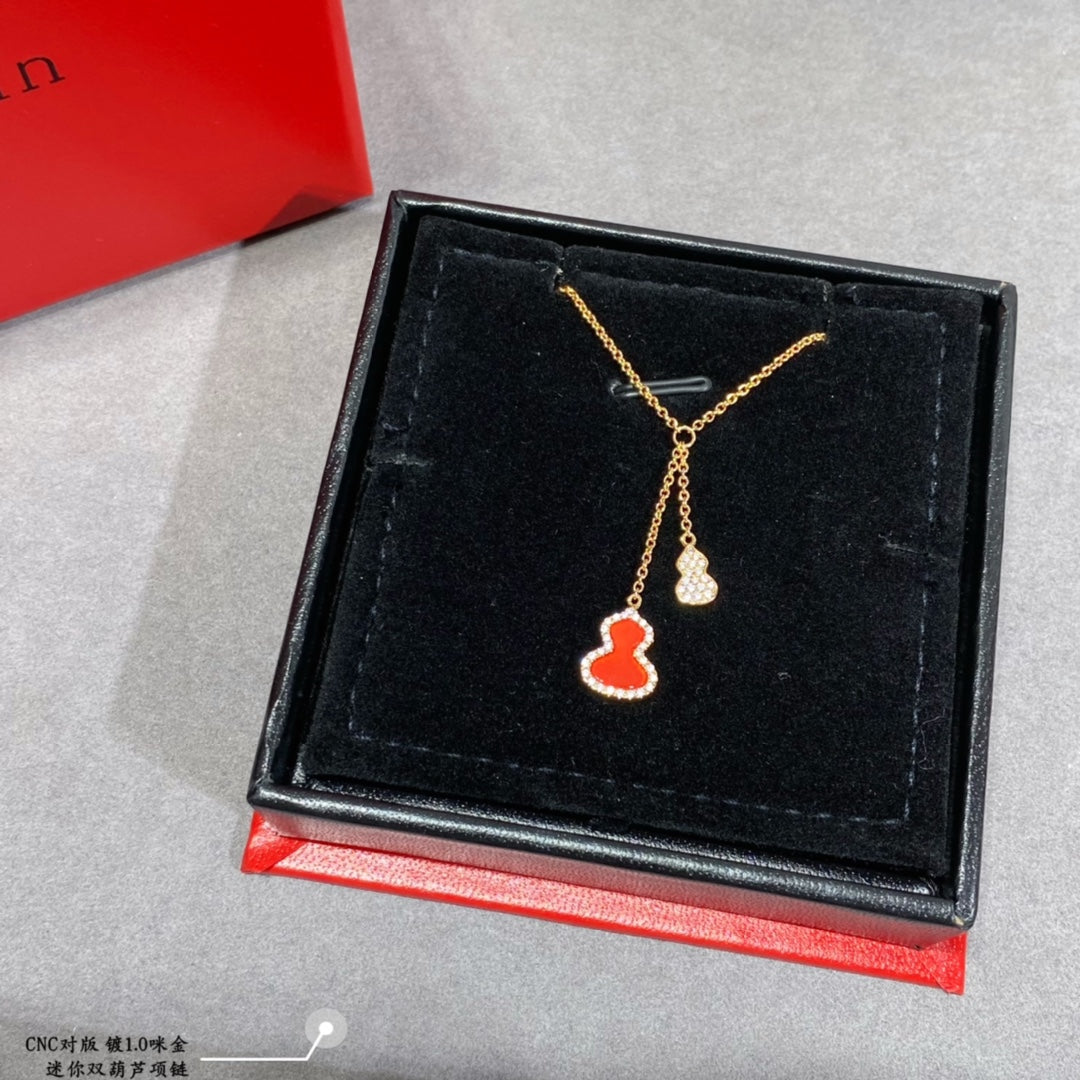 Mini double gourd necklace