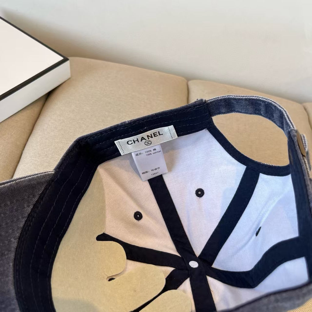 Explosive letter embroidered baseball cap