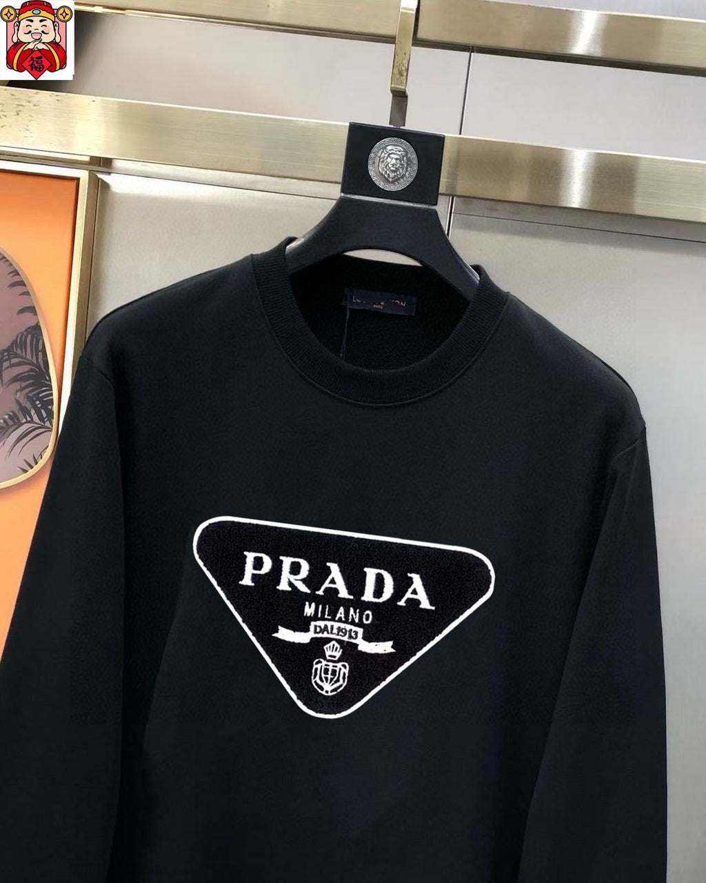 New long sleeved round neck sweatshirt 9