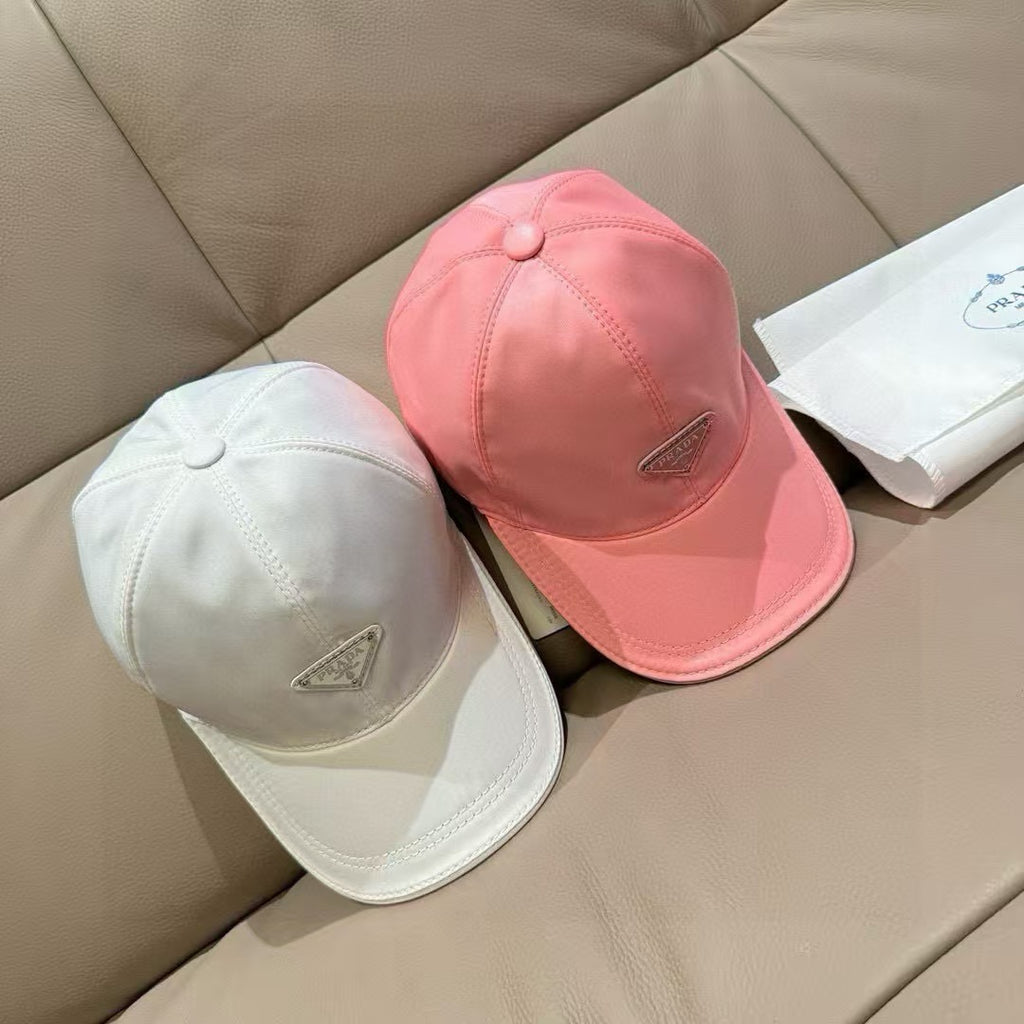 New triangular metal baseball cap