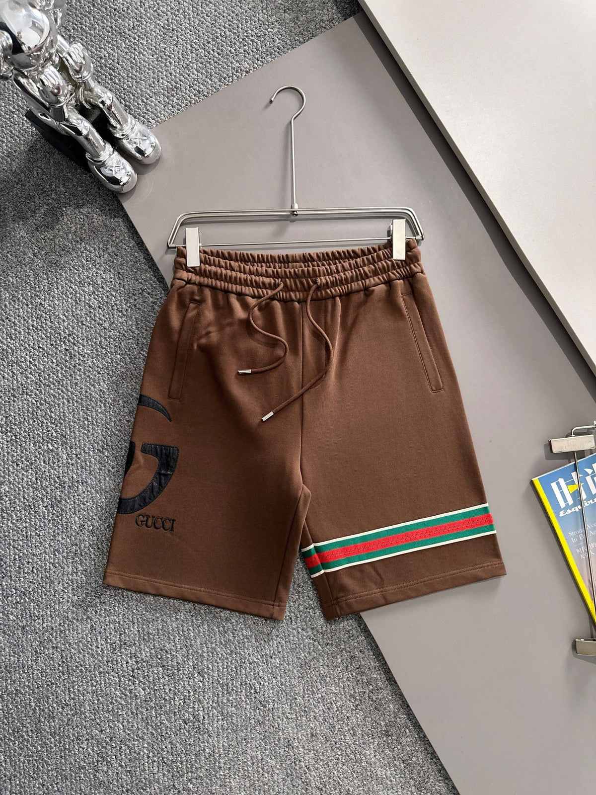 Classic woven ribbon splicing leather casual shorts