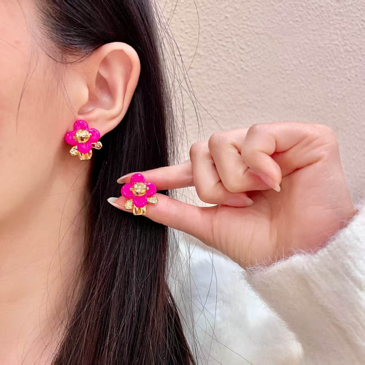 New ear studs classic