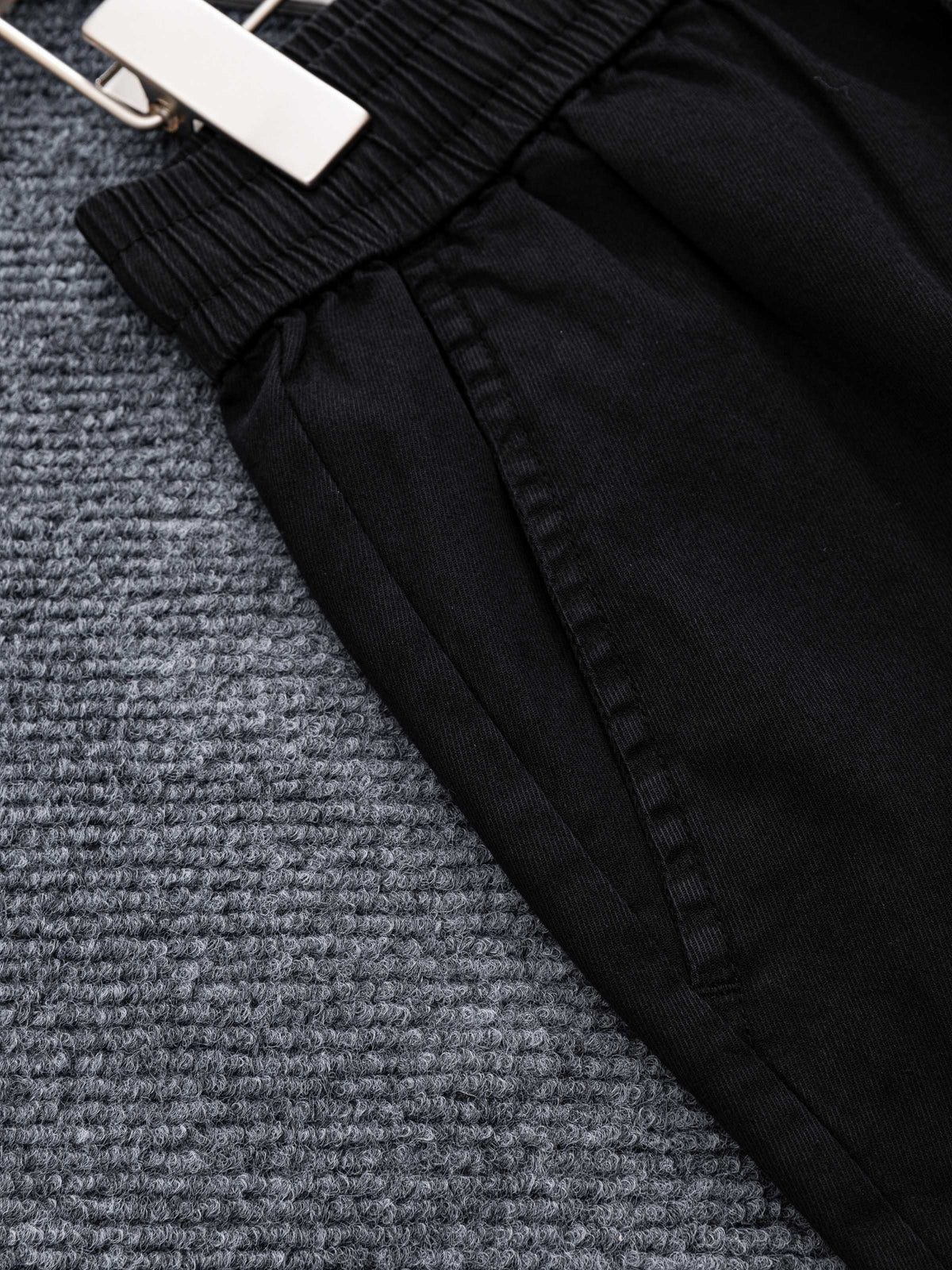New washing process thin denim shorts