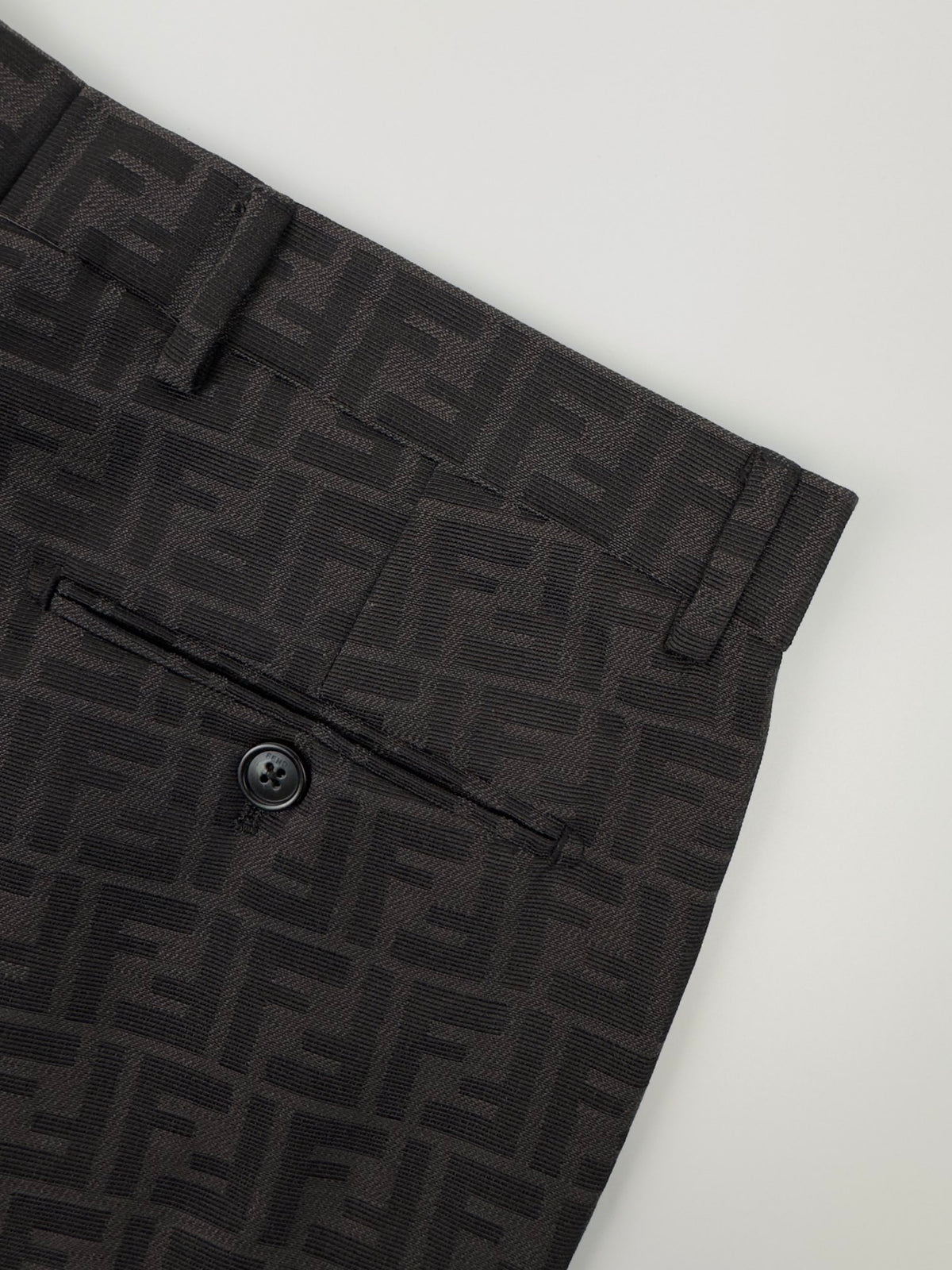Presbyopia printed shorts