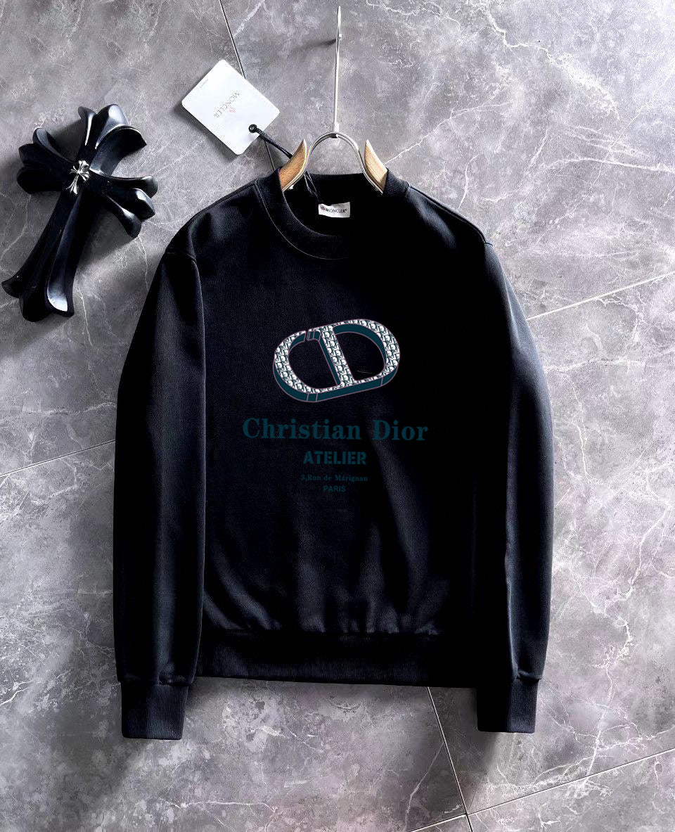 New long sleeved round neck sweatshirt 5