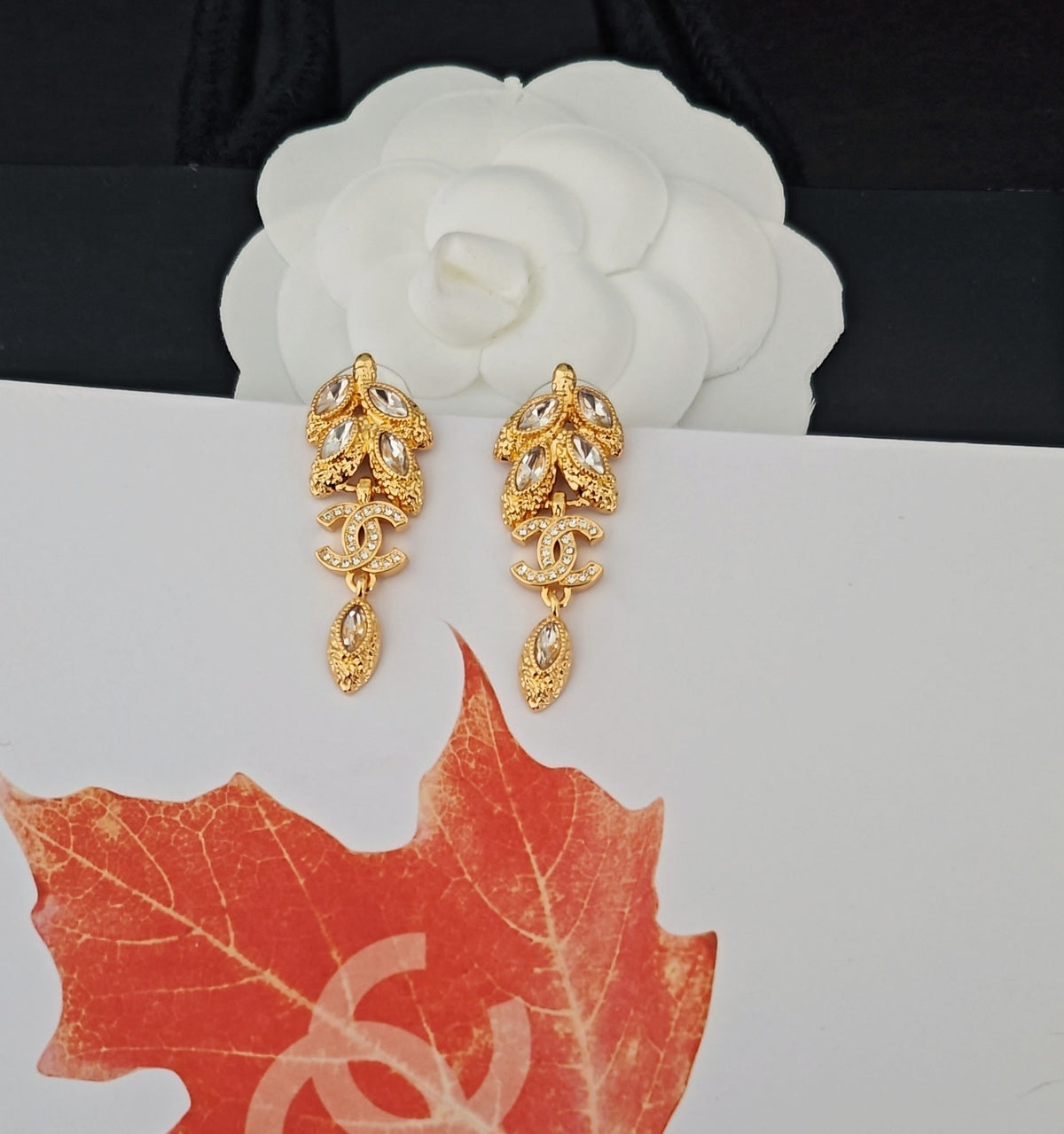 Golden Horse Eye Crystal Diamond Earrings