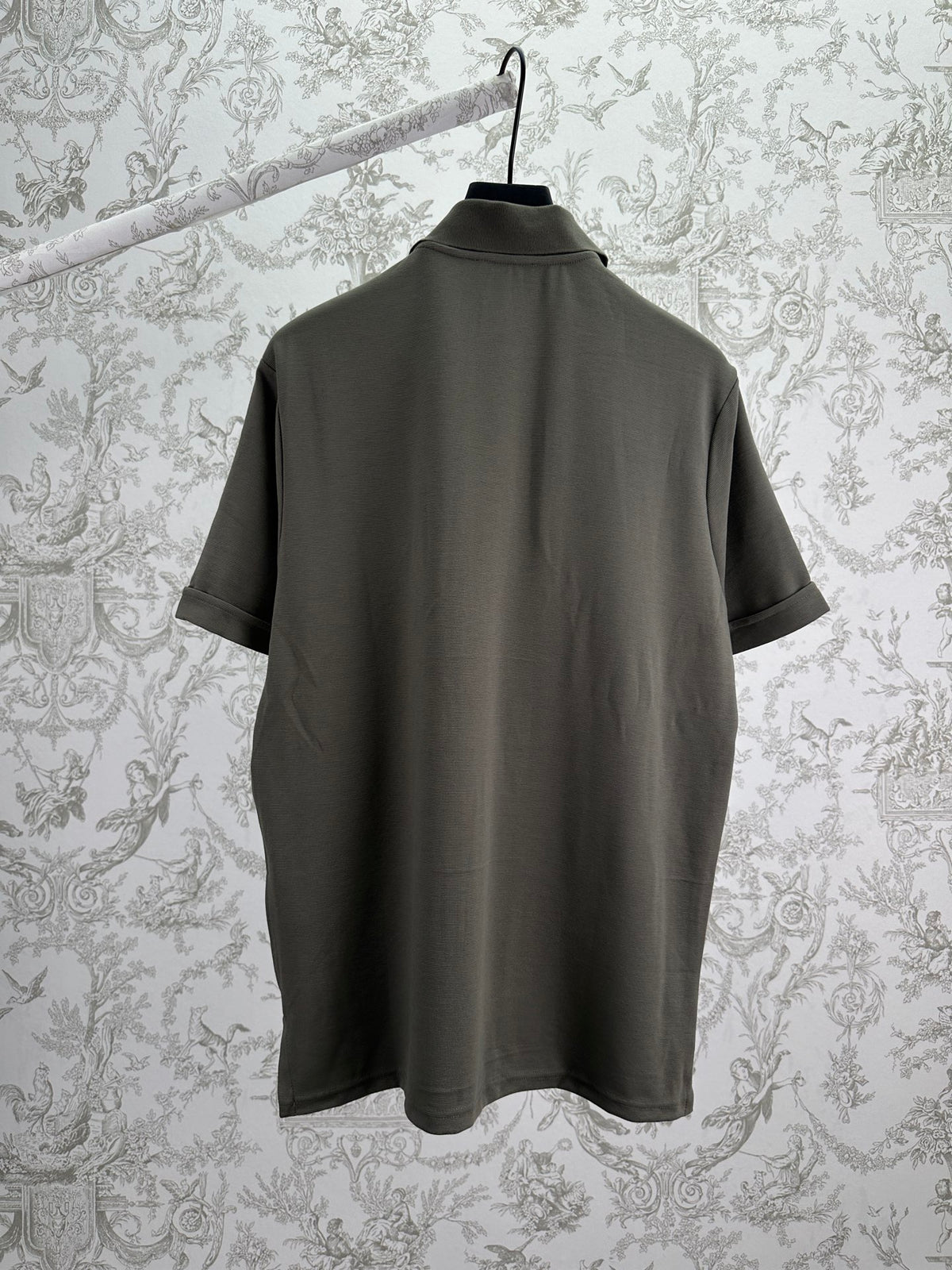 Cotton mesh embroidered short sleeved shirt
