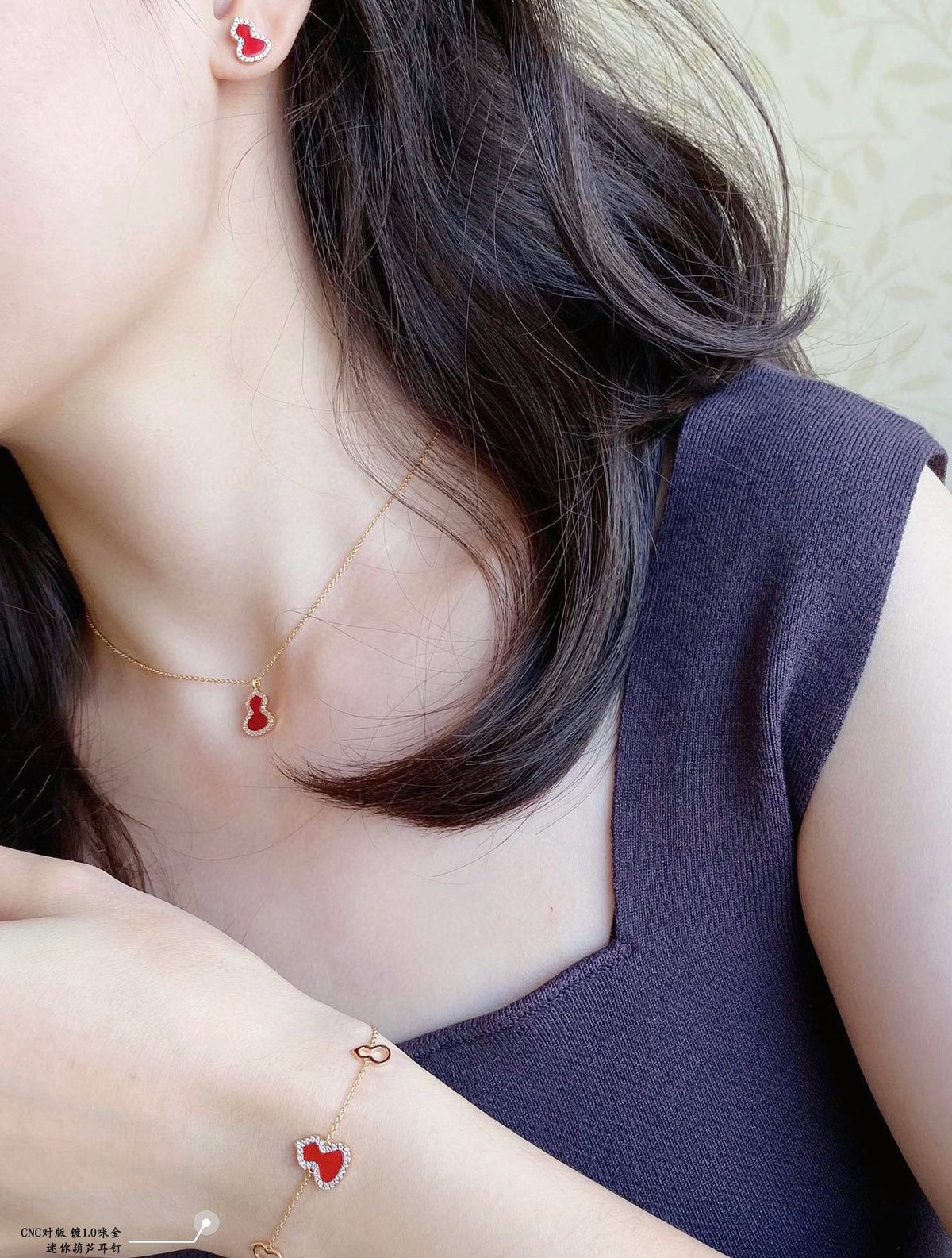 Kirin Mini Gourd Ear Nails