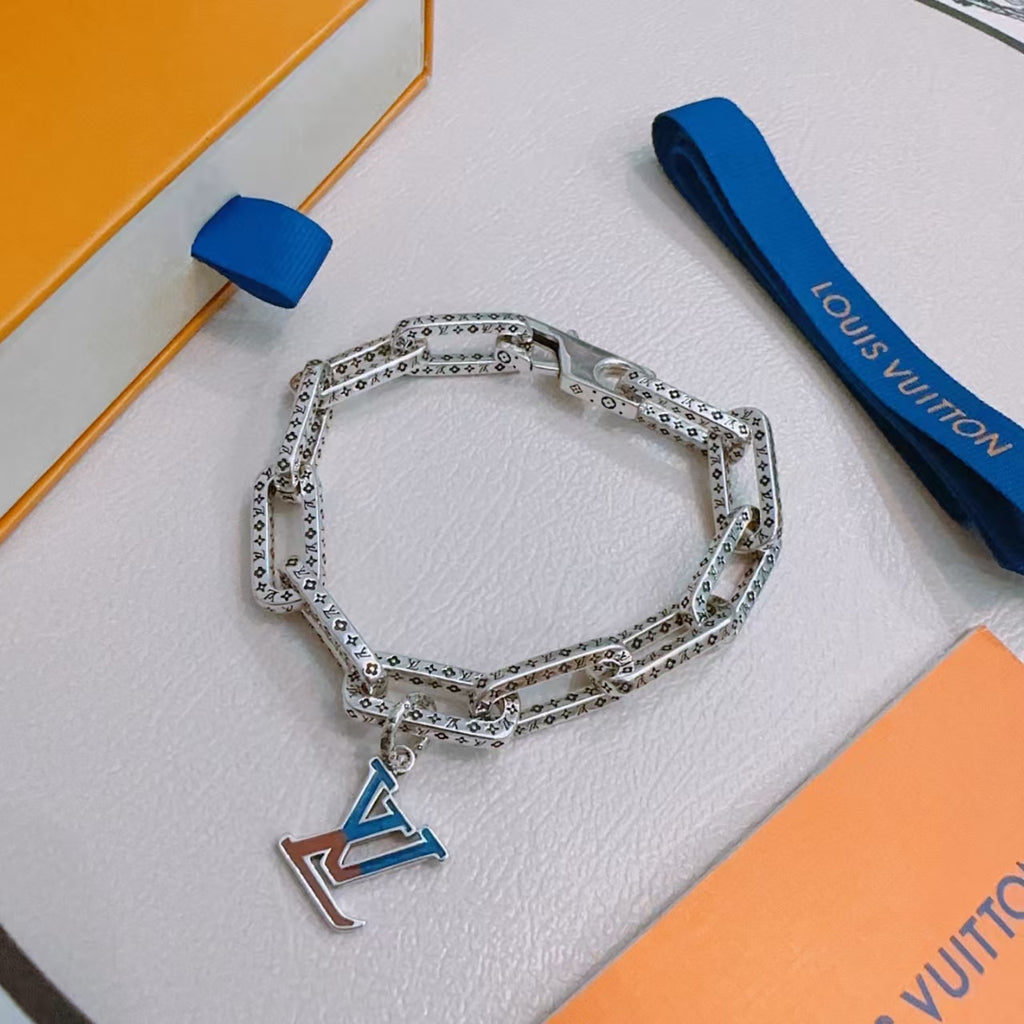 New retro bracelet