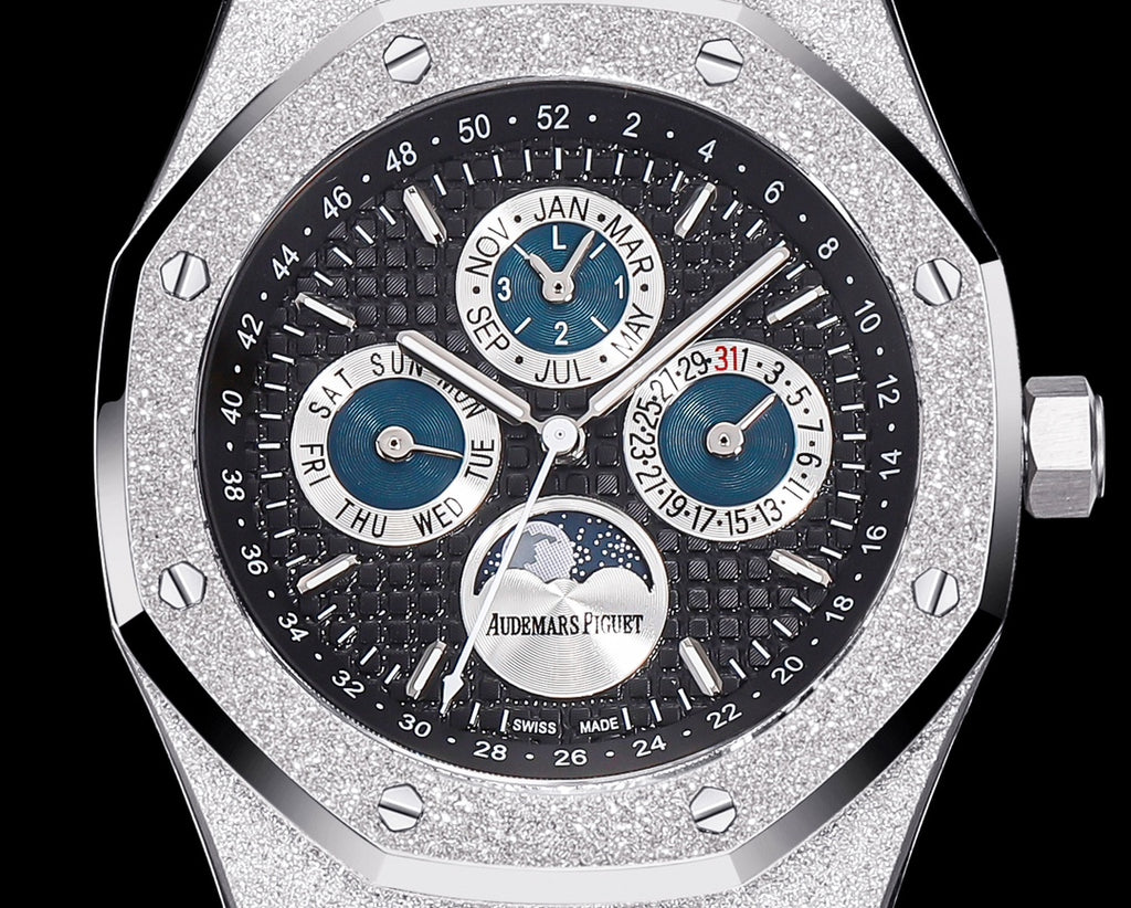 Royal Oak "Frosted Gold" Series (Ref. 26574)—the 41mm "King of Steel Watches" (Custom Frosted Gold Edition)