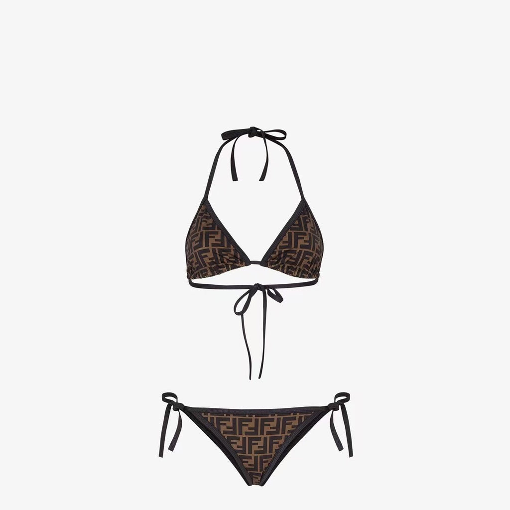 New split camisole swimsuit