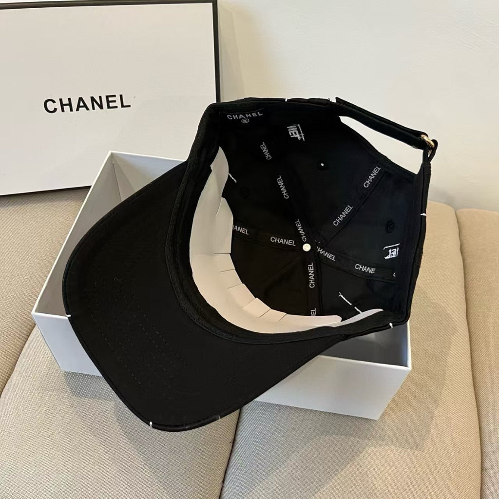 New fashionable baseball cap