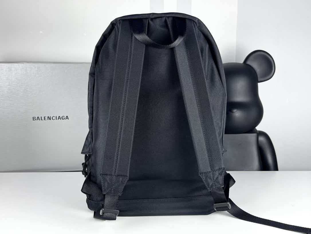 Street style minimalist trendy backpack