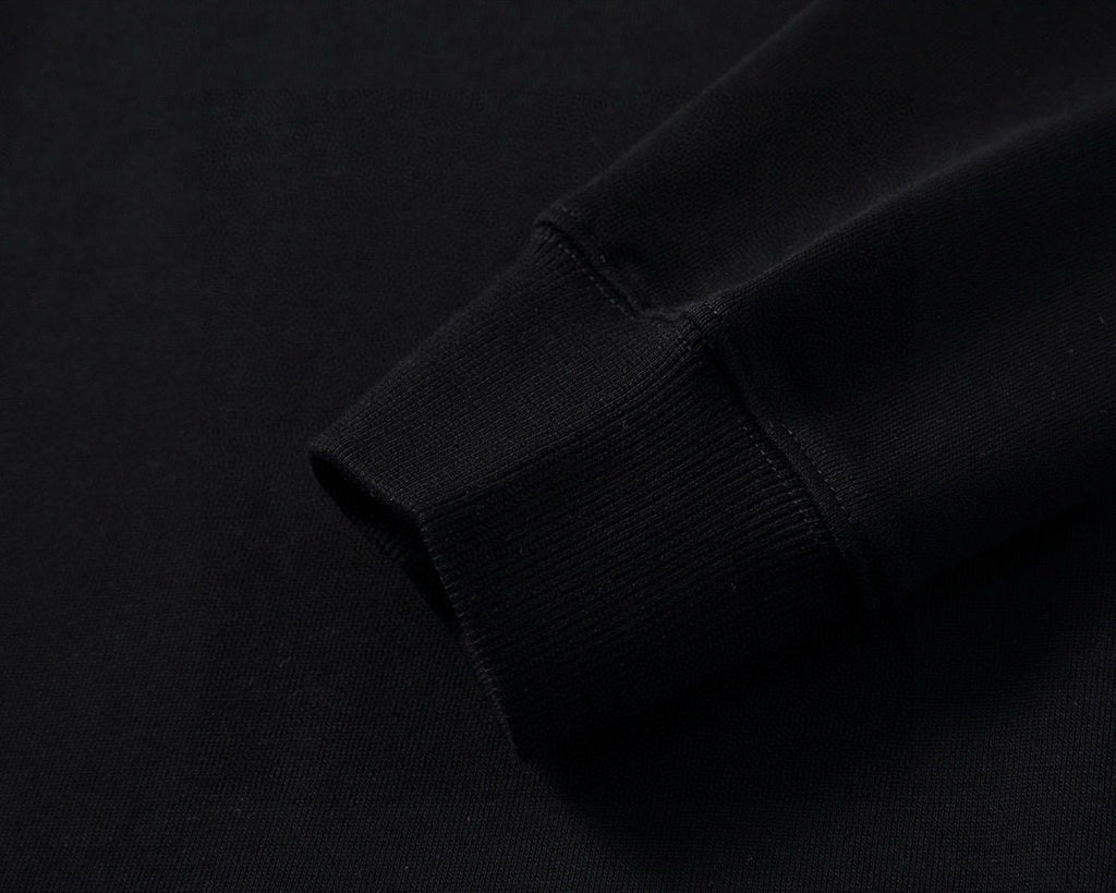 New long sleeved round neck sweatshirt 10