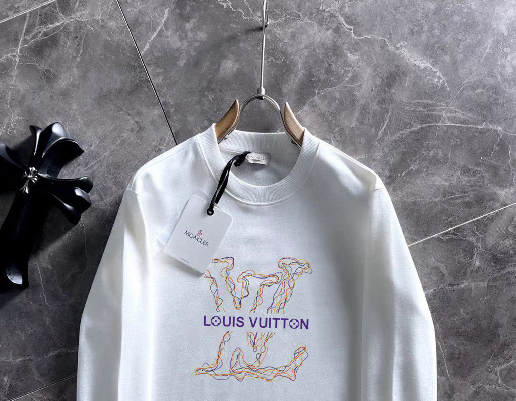 New long sleeved round neck sweatshirt 5